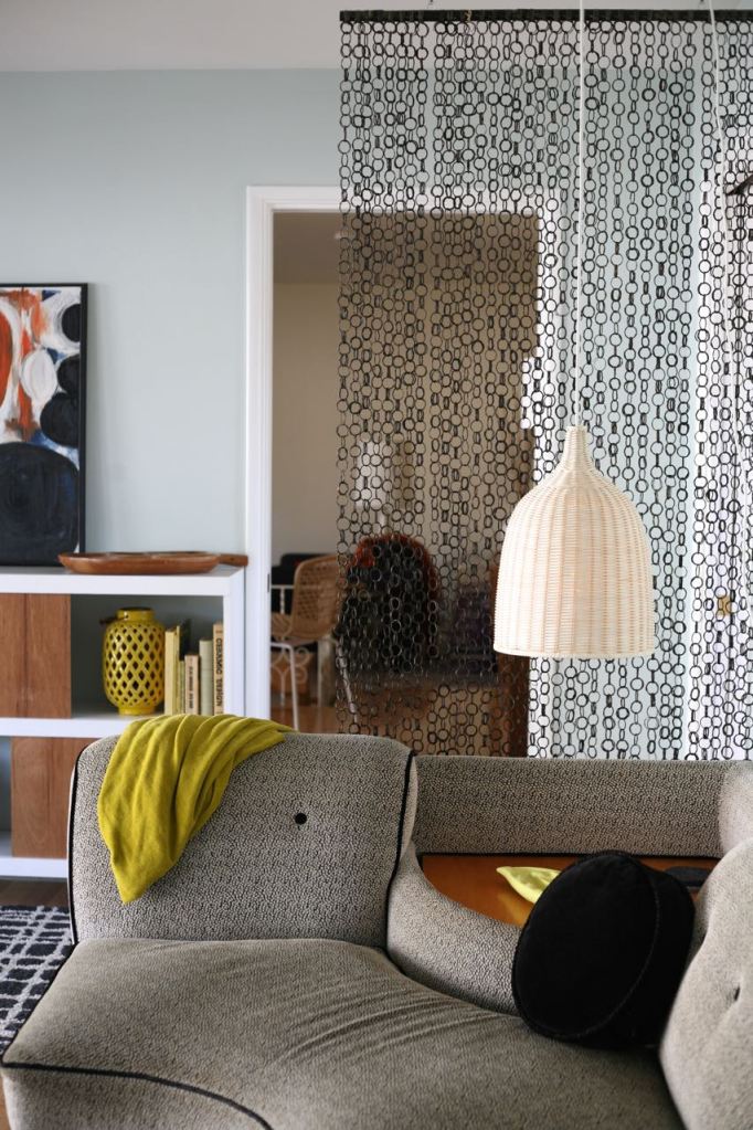 Mid Century Couch Screen Family Living Room