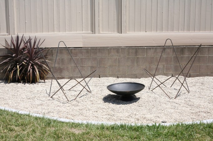mid century butterfly chair frames firepit backyard