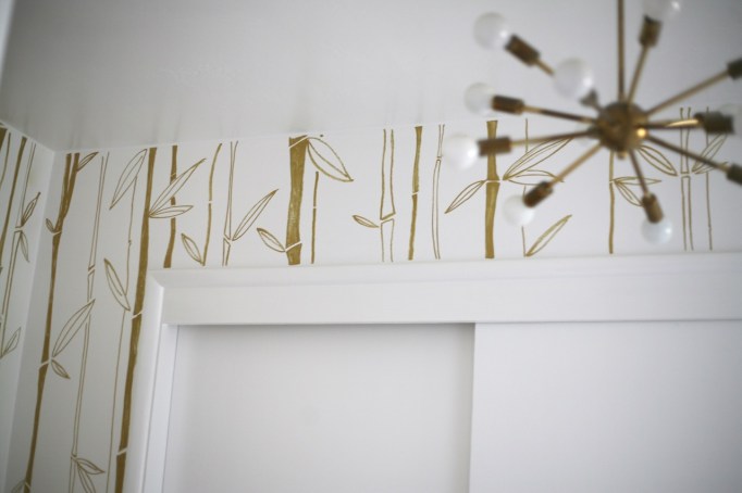 diy painted wallpaper bamboo gold white closet