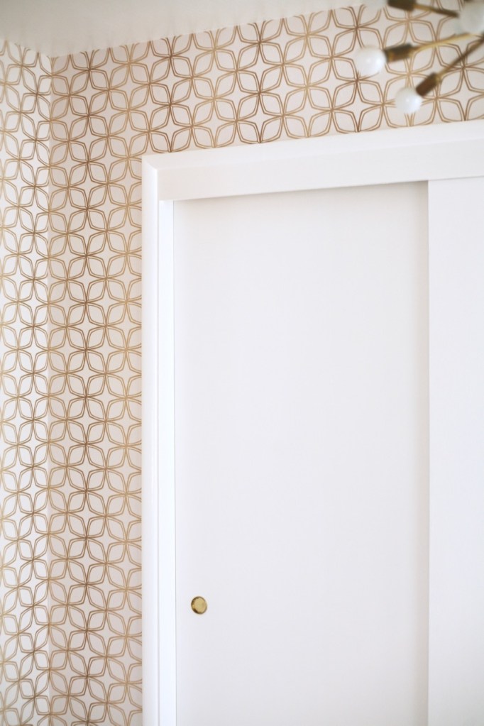 Mid Century Wallpaper DIY Norwall SH34552 gold white geometric