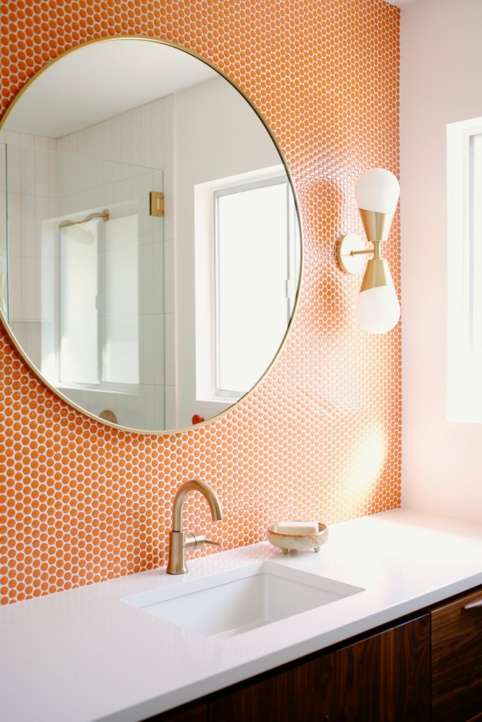 Kohler Verticyl modern rectangle bathroom sink white Mitzi Cora Sconce round mirror penny tile