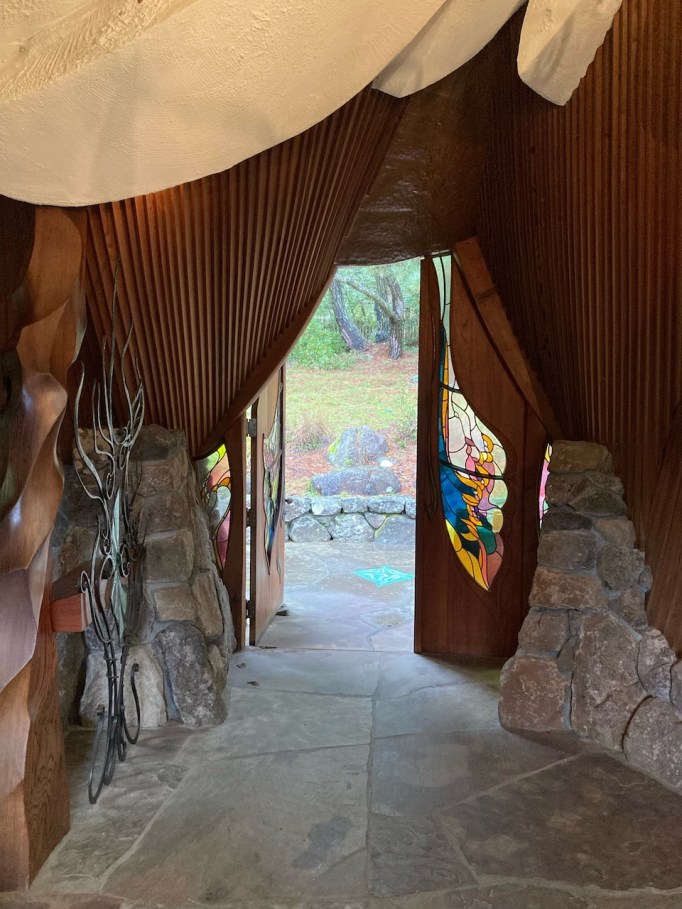 Sea Ranch Chapel interior